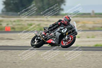 media/Apr-18-2025-TrackDaz (Fri) [[45f5874c44]]/C Group/Session 1 (Turn 7)/